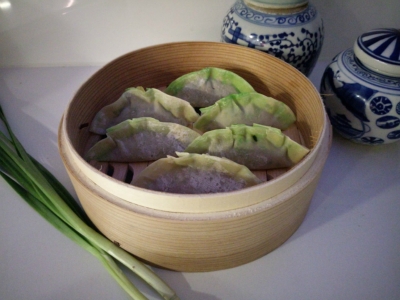 DIM SUM mit Schweinefleisch- und Frühlingszwiebel-Füllung