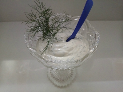 Kalte Dillsauce zur Lachspastete