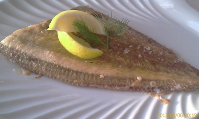 Maischolle und Kartoffelsalat mit Kerbelmarinade