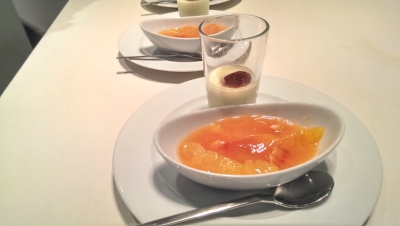 Pannacotta mit Balsamico und Blutorangen