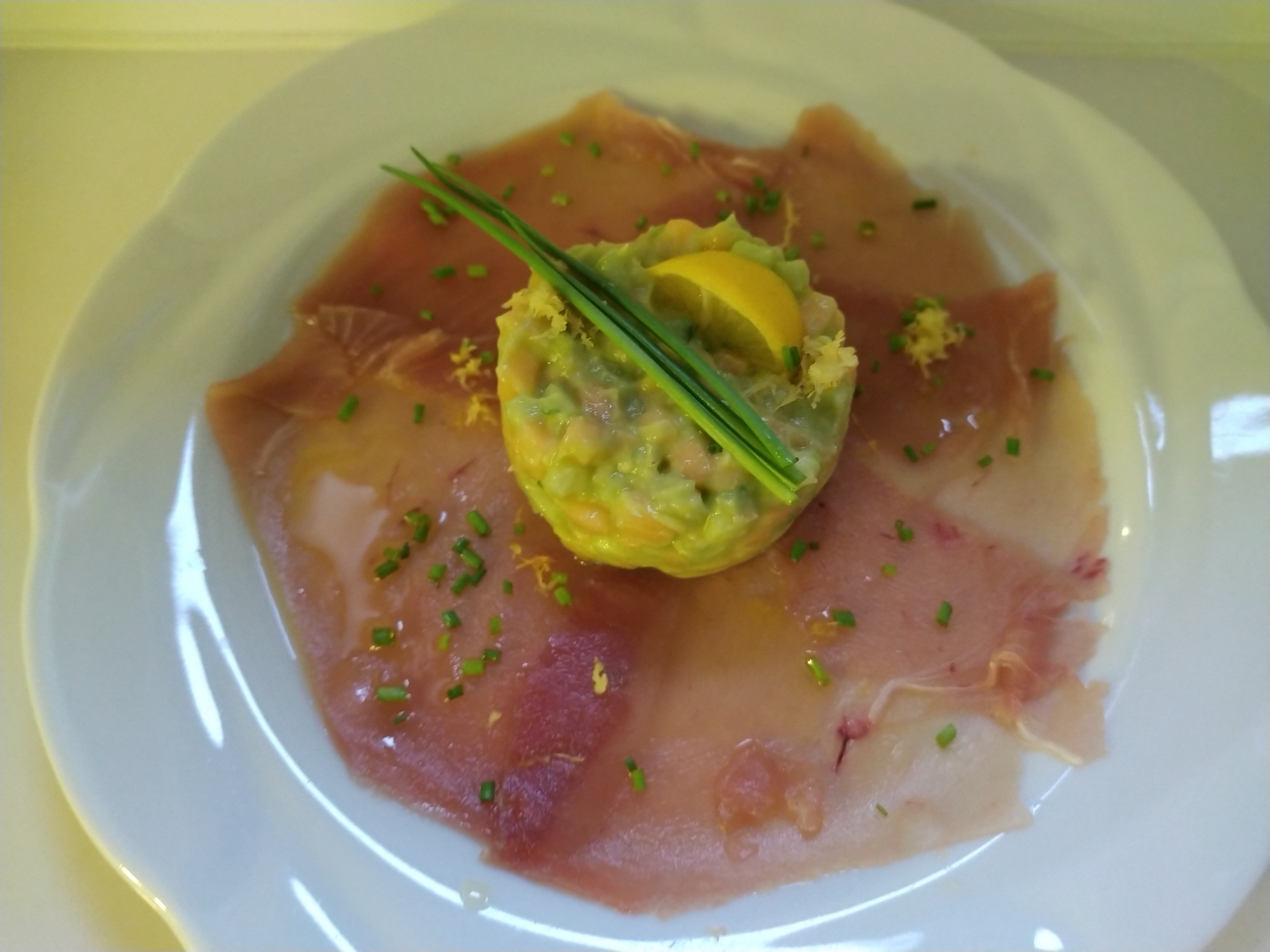 Thunfisch Carpaccio, Crostini, Rosmarin